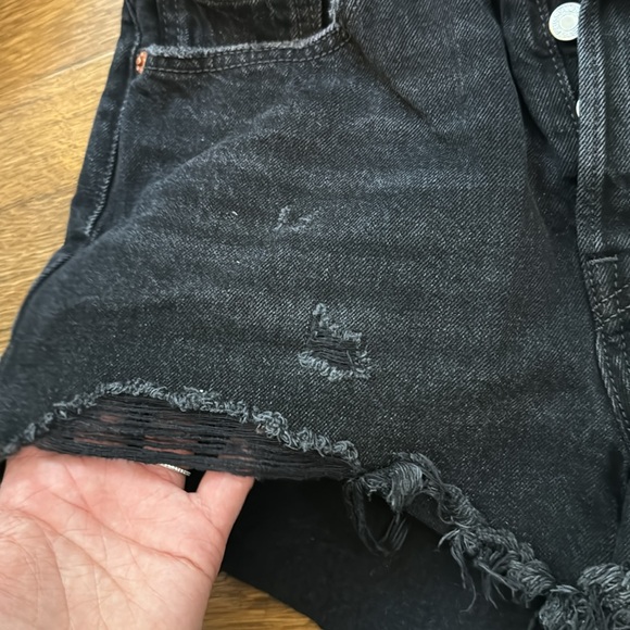 Levi’s 501 premium black denim shorts - Picture 6 of 8